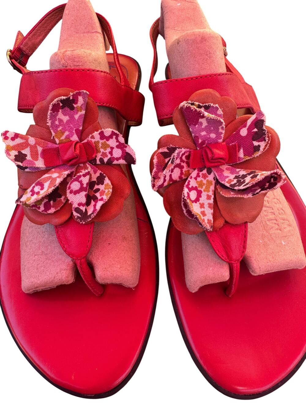 Indigo by Clarks Red Leather Floral Thong Sandals Women's Size 12 Comfort